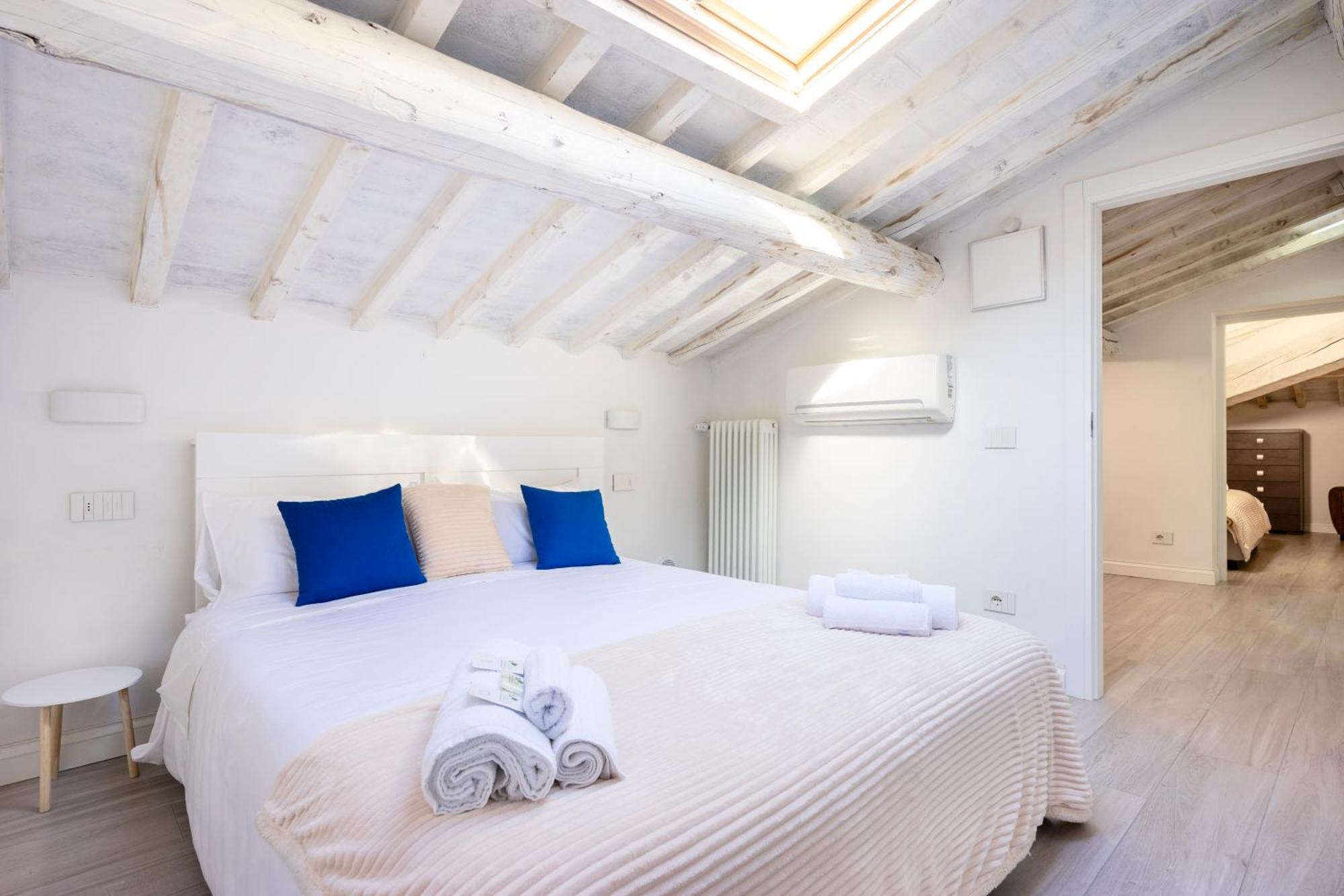 "Le Cure Home" Appartamento Con 2 Camere Matrimoniali, Terrazzo Florens Exteriör bild