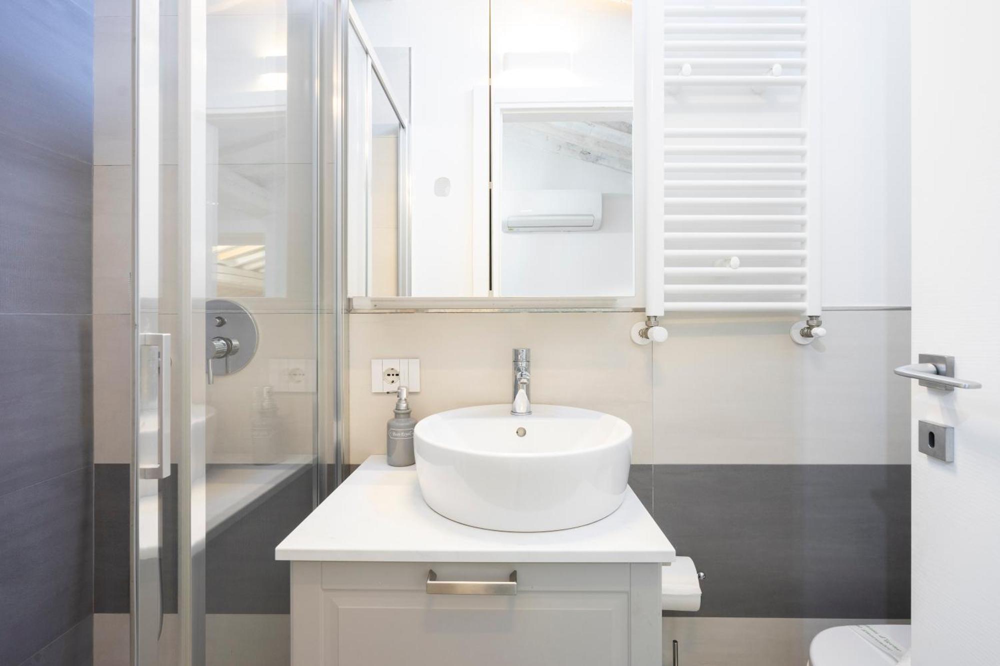 "Le Cure Home" Appartamento Con 2 Camere Matrimoniali, Terrazzo Florens Exteriör bild